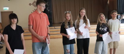 Katinų muziejaus gimtadienio atviruko konkurso dalyviai